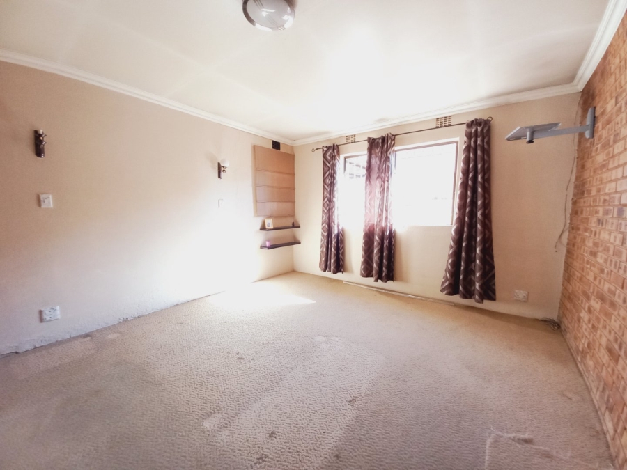 4 Bedroom Property for Sale in Primrose Gauteng