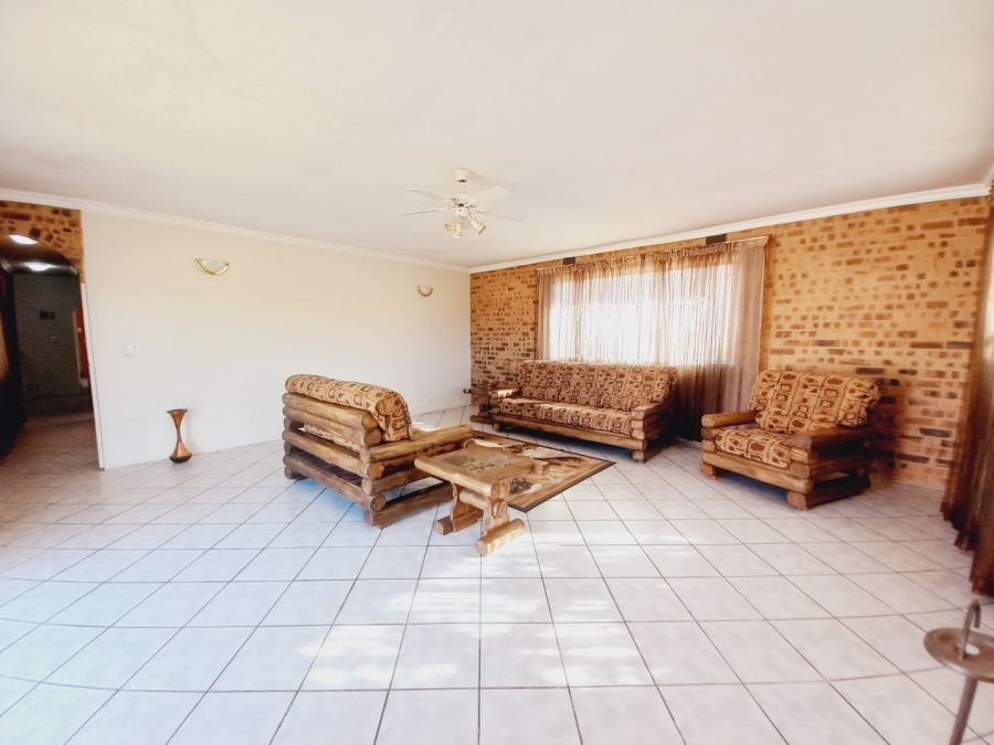 4 Bedroom Property for Sale in Primrose Gauteng