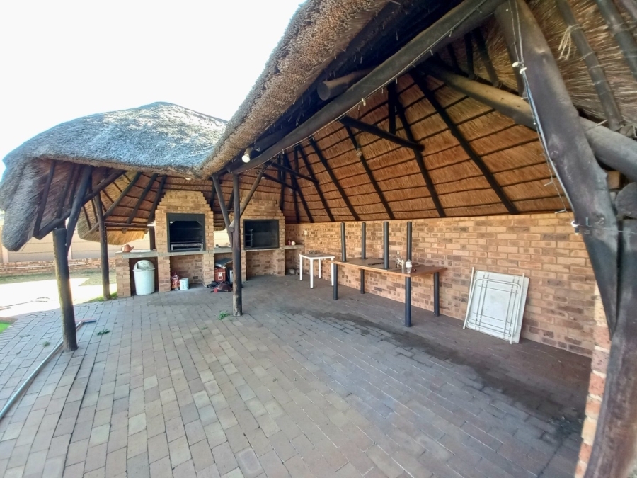 4 Bedroom Property for Sale in Primrose Gauteng