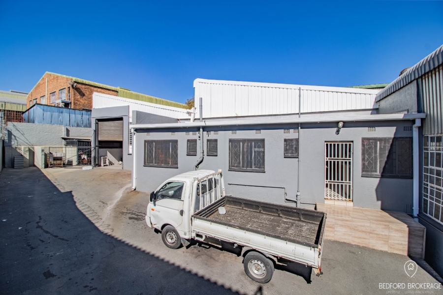  Bedroom Property for Sale in Sebenza Gauteng