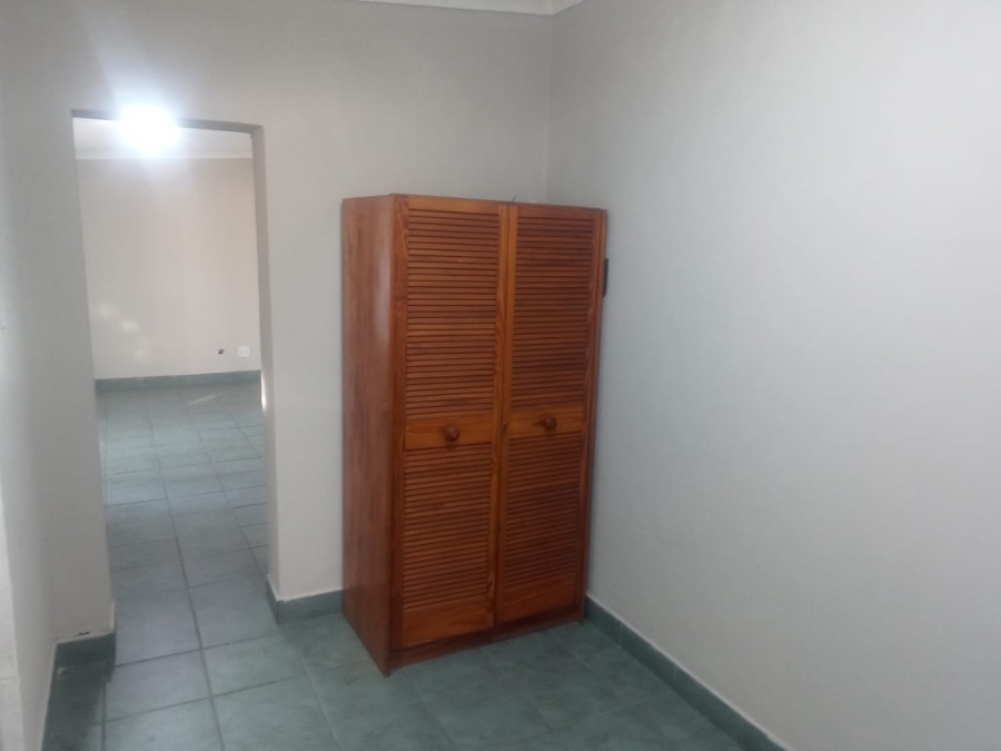 To Let 1 Bedroom Property for Rent in Highway Gardens Gauteng