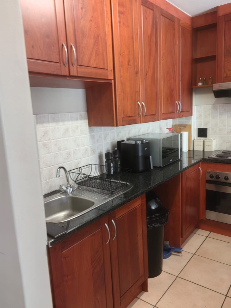 1 Bedroom Property for Sale in Hatfield Gauteng