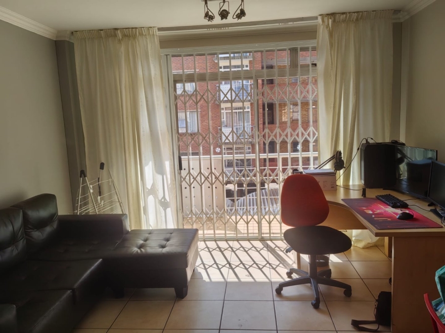 1 Bedroom Property for Sale in Hatfield Gauteng