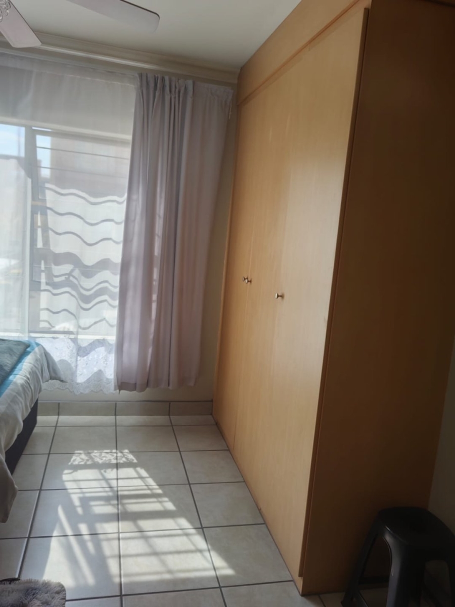 1 Bedroom Property for Sale in Hatfield Gauteng