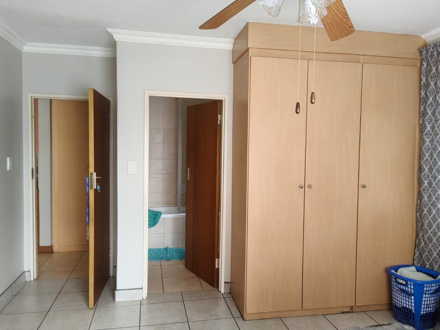 1 Bedroom Property for Sale in Hatfield Gauteng