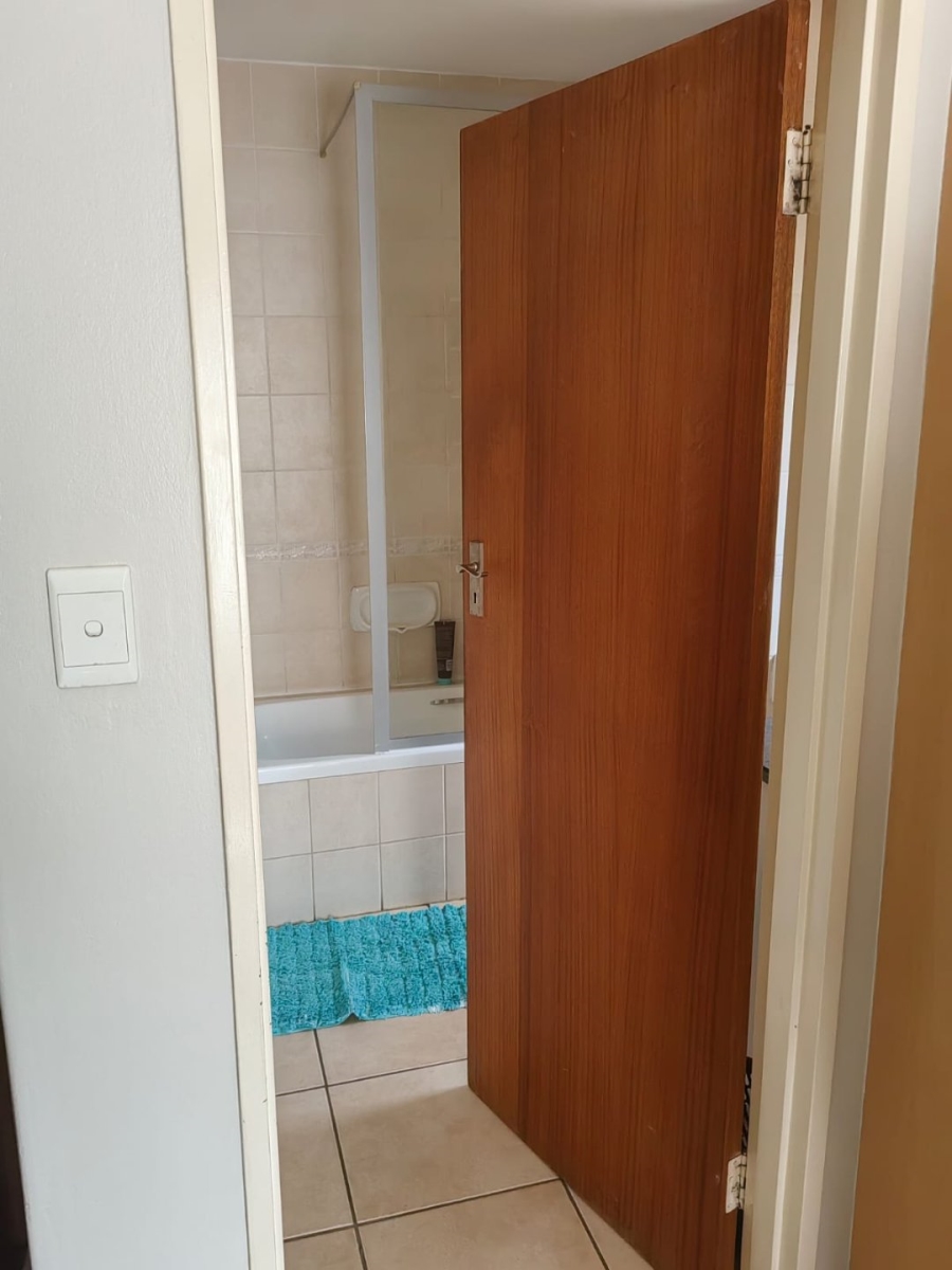1 Bedroom Property for Sale in Hatfield Gauteng