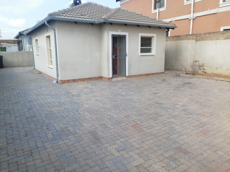 To Let 2 Bedroom Property for Rent in Riverside View Gauteng