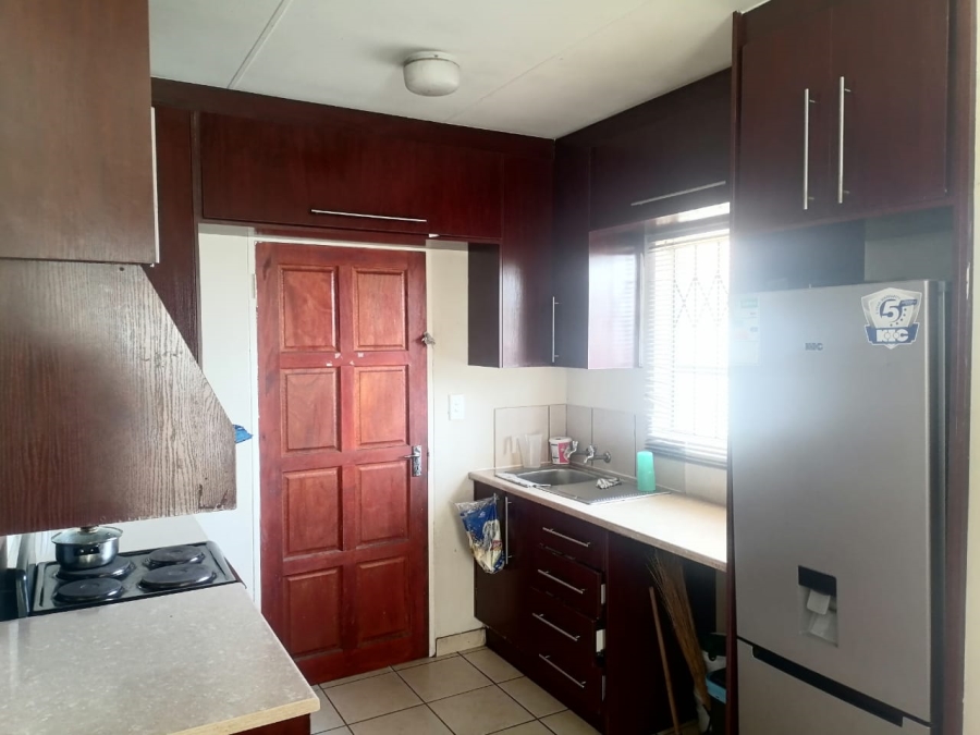 To Let 2 Bedroom Property for Rent in Riverside View Gauteng