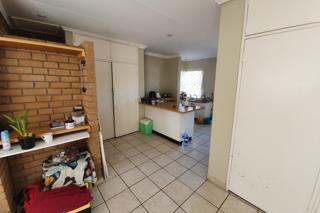 To Let 1 Bedroom Property for Rent in Vorna Valley Gauteng