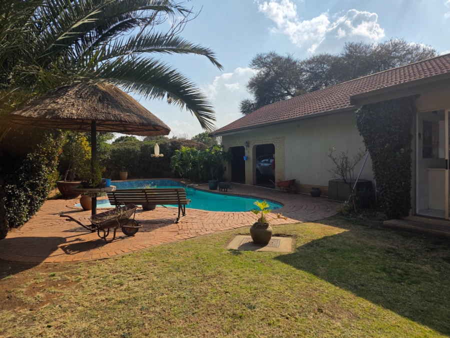 3 Bedroom Property for Sale in Vanderbijlpark SE 6 Gauteng