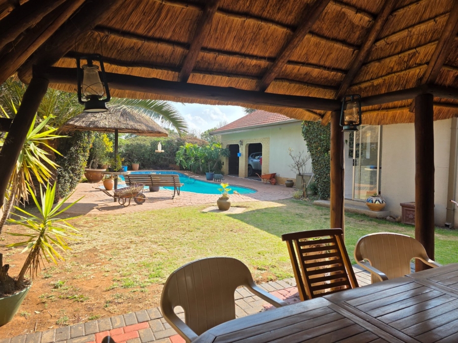 3 Bedroom Property for Sale in Vanderbijlpark SE 6 Gauteng