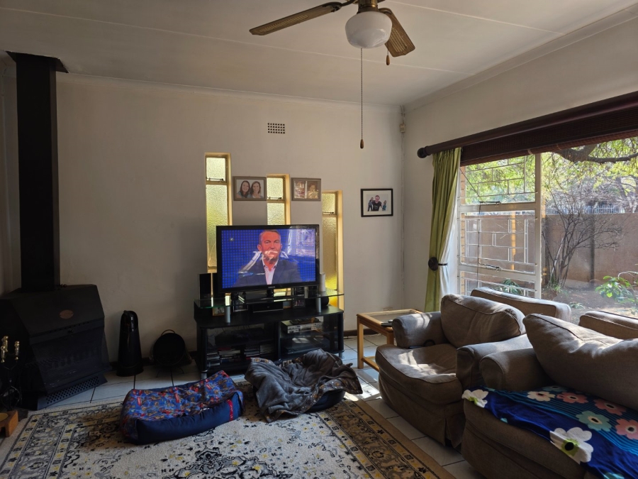3 Bedroom Property for Sale in Vanderbijlpark SE 6 Gauteng