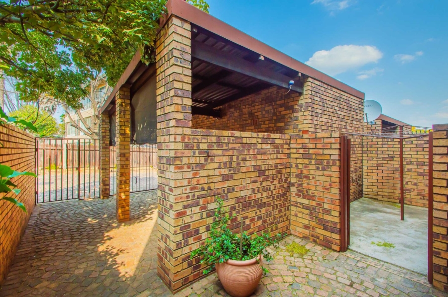 3 Bedroom Property for Sale in Ferndale Gauteng