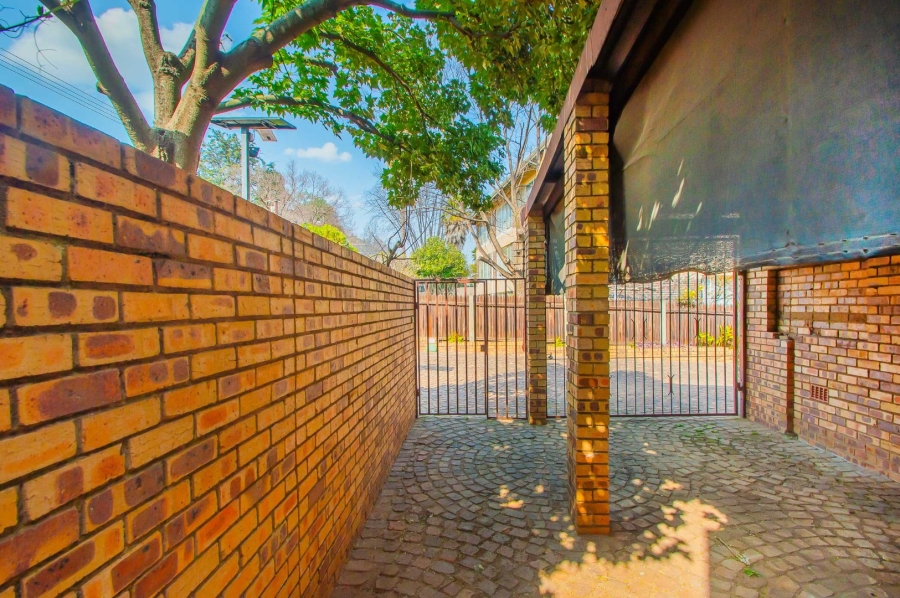 3 Bedroom Property for Sale in Ferndale Gauteng