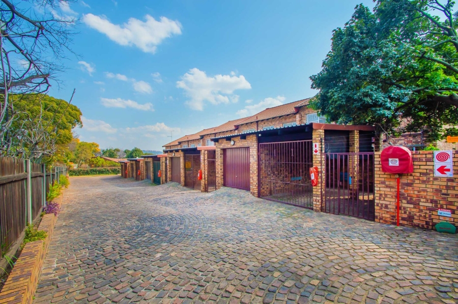 3 Bedroom Property for Sale in Ferndale Gauteng
