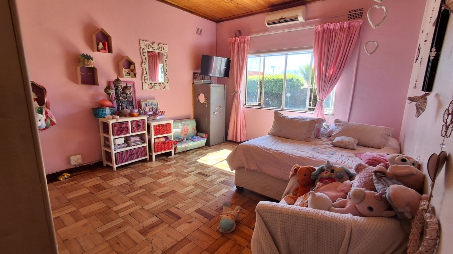 5 Bedroom Property for Sale in Pretoria Gardens Gauteng