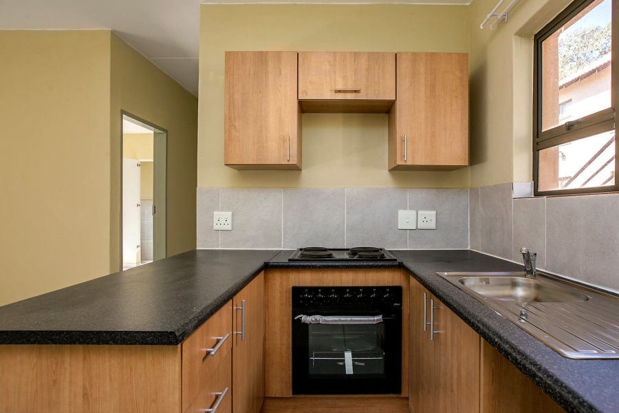 2 Bedroom Property for Sale in Princess A H Gauteng