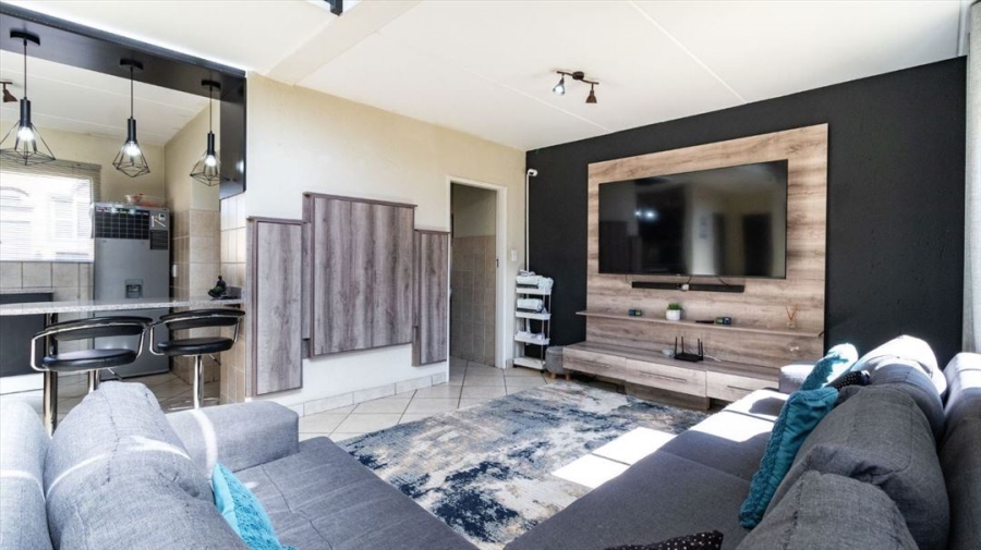 3 Bedroom Property for Sale in Glen Marais Gauteng