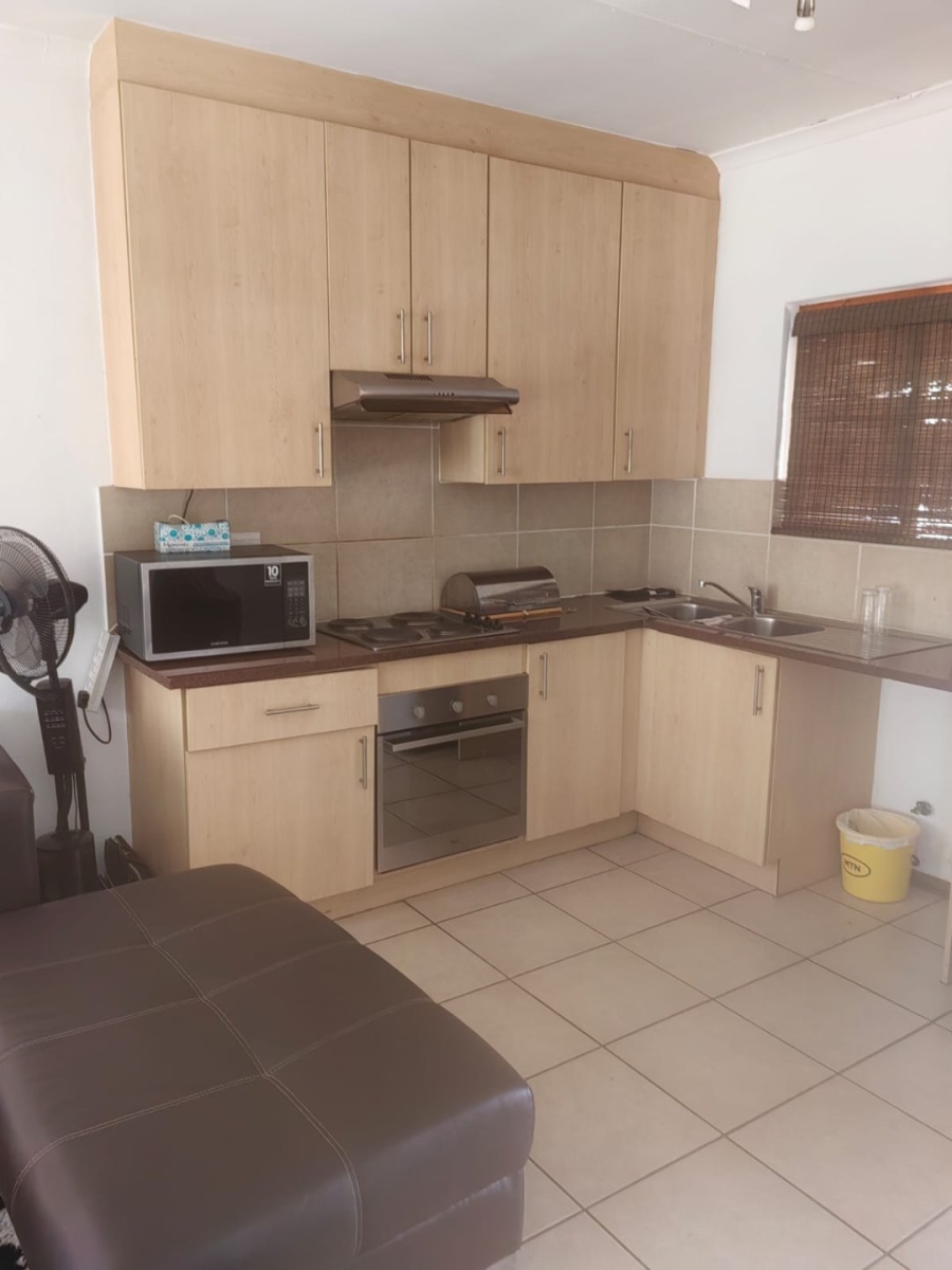 2 Bedroom Property for Sale in Hesteapark Gauteng