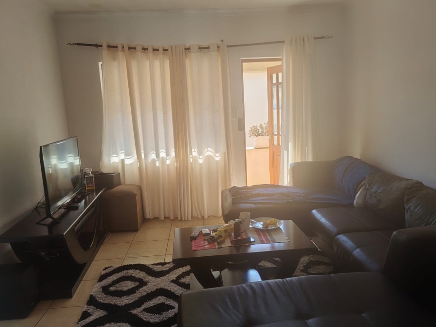 2 Bedroom Property for Sale in Hesteapark Gauteng