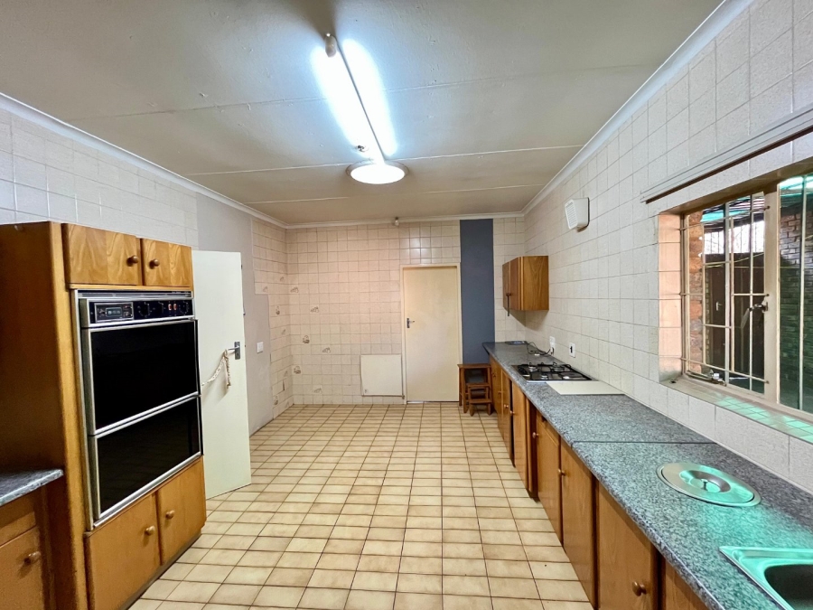 To Let 4 Bedroom Property for Rent in Eldoraigne Gauteng