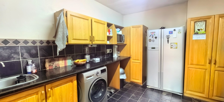 3 Bedroom Property for Sale in La Montagne Gauteng