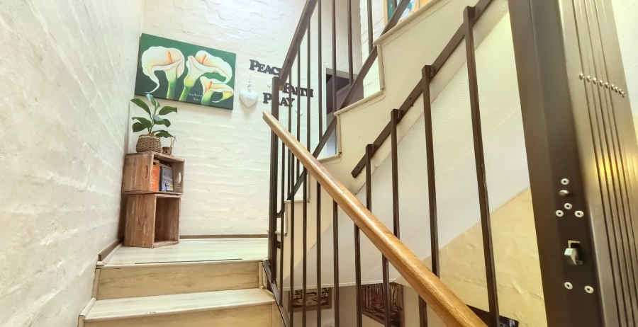3 Bedroom Property for Sale in La Montagne Gauteng