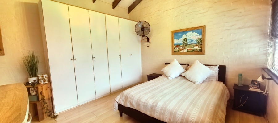 3 Bedroom Property for Sale in La Montagne Gauteng