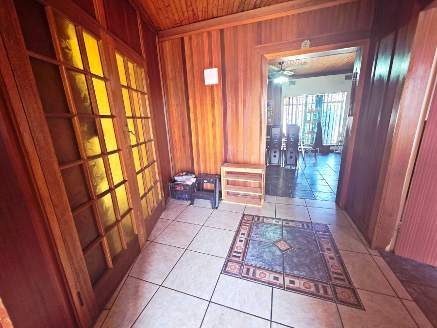 4 Bedroom Property for Sale in Petersfield Gauteng