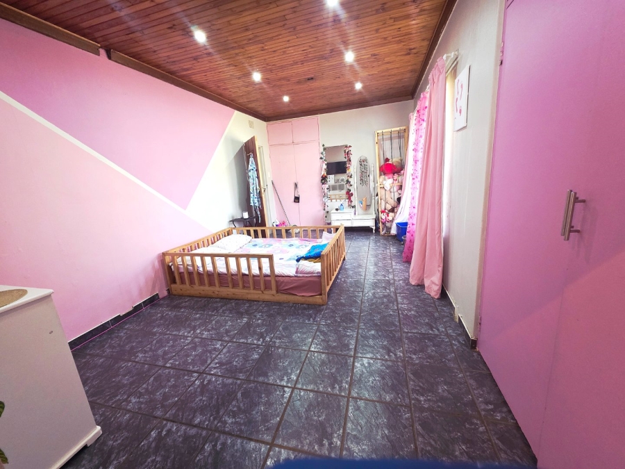 4 Bedroom Property for Sale in Petersfield Gauteng