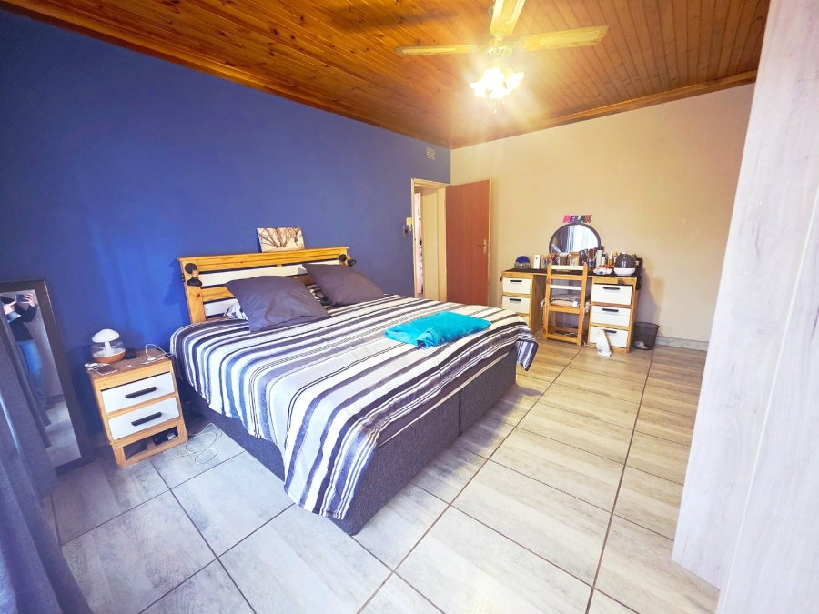 4 Bedroom Property for Sale in Petersfield Gauteng