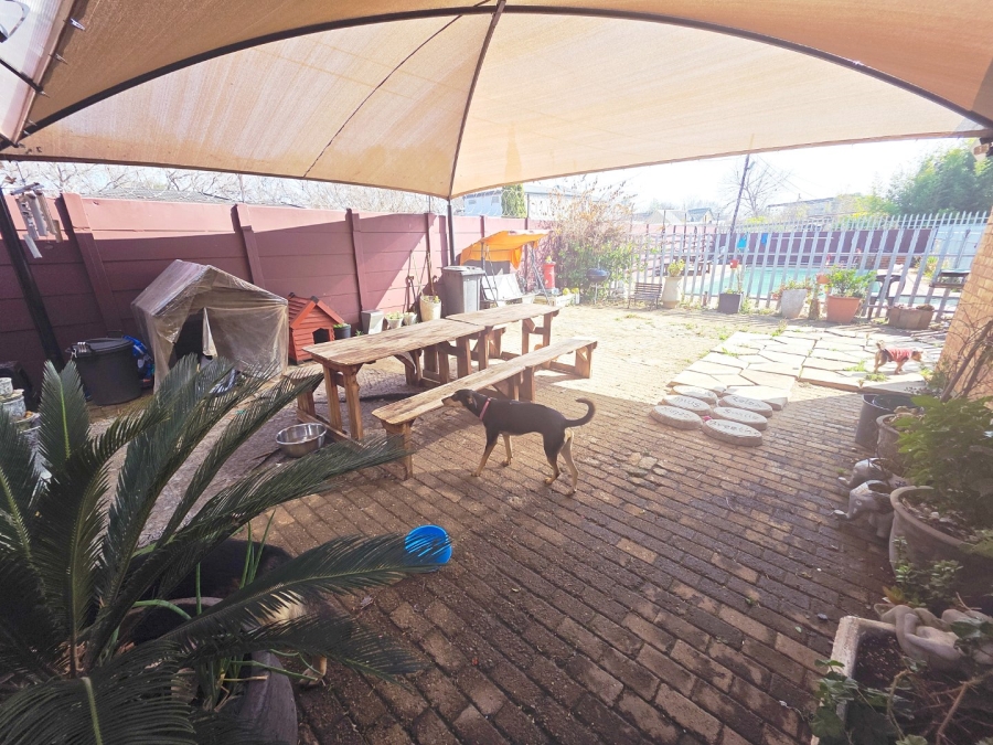 4 Bedroom Property for Sale in Petersfield Gauteng