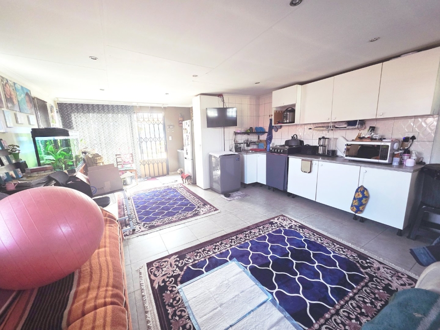 4 Bedroom Property for Sale in Petersfield Gauteng