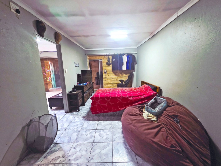 4 Bedroom Property for Sale in Petersfield Gauteng