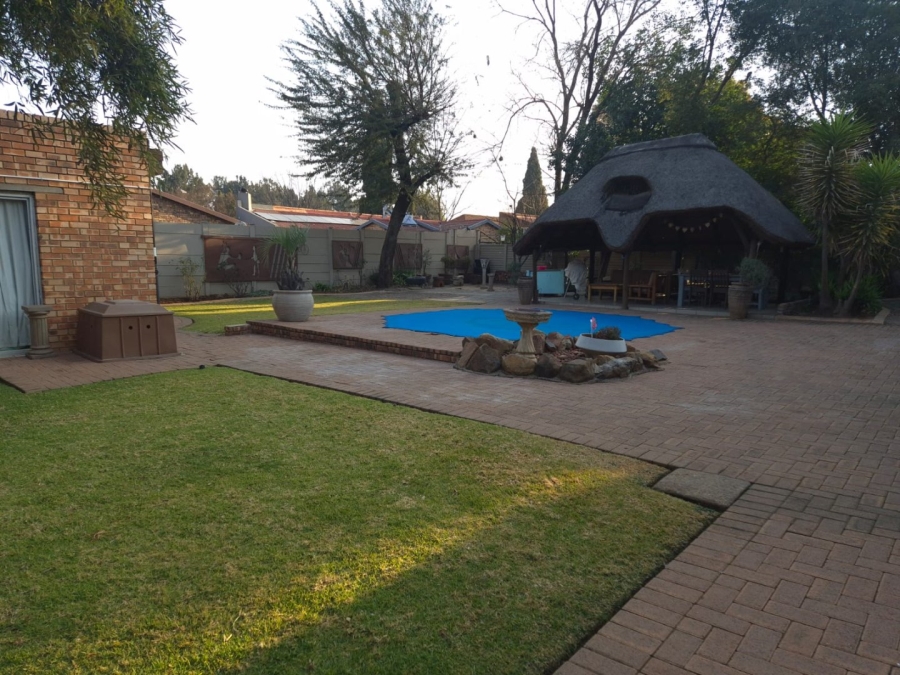 4 Bedroom Property for Sale in Vanderbijlpark SE 3 Gauteng