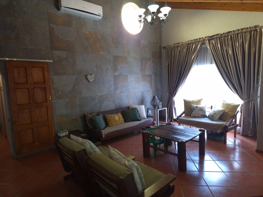 4 Bedroom Property for Sale in Vanderbijlpark SE 3 Gauteng