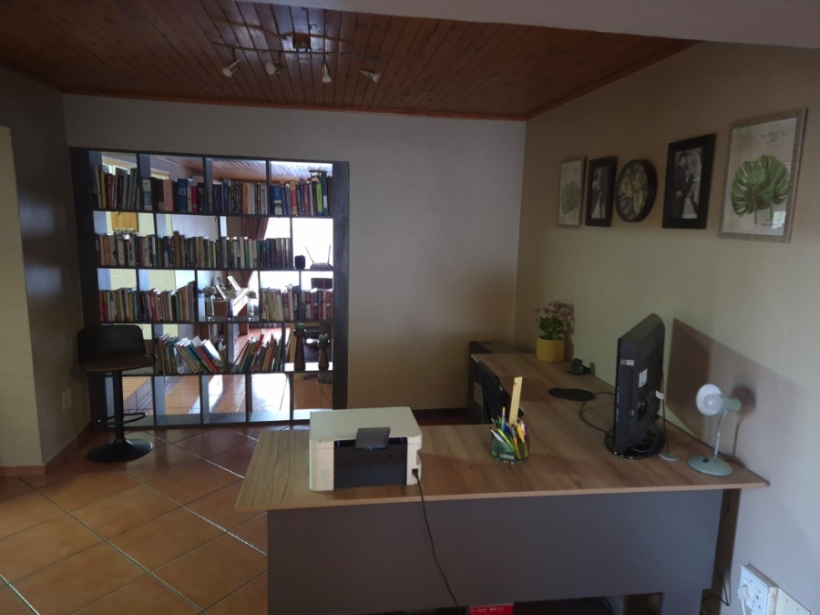 4 Bedroom Property for Sale in Vanderbijlpark SE 3 Gauteng