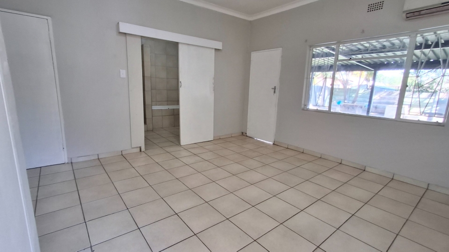 4 Bedroom Property for Sale in Pretoria Gardens Gauteng