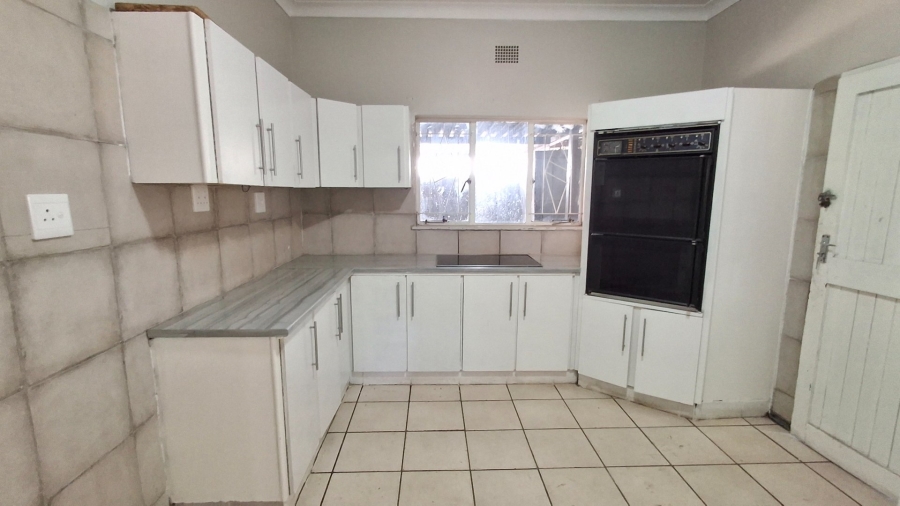 4 Bedroom Property for Sale in Pretoria Gardens Gauteng