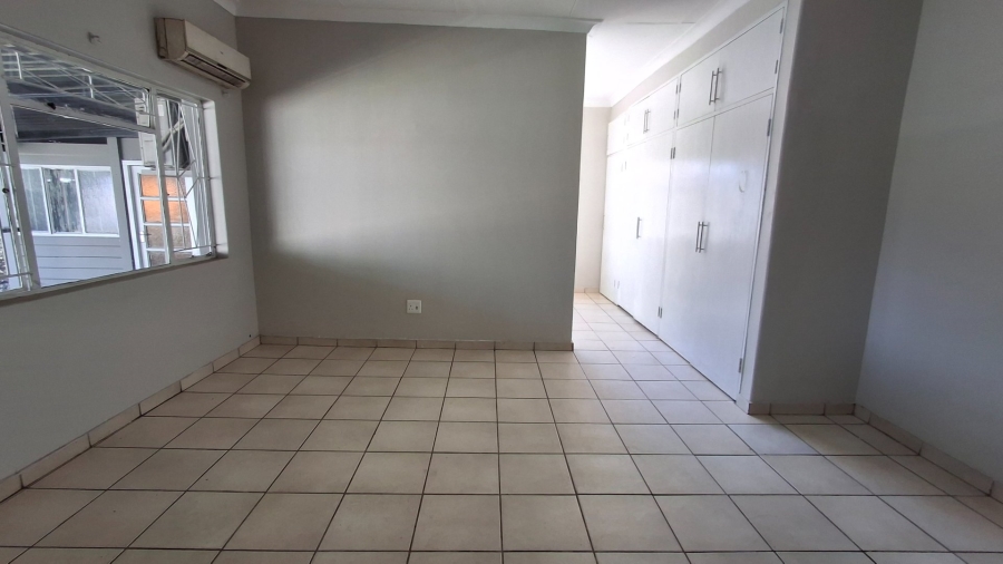 4 Bedroom Property for Sale in Pretoria Gardens Gauteng