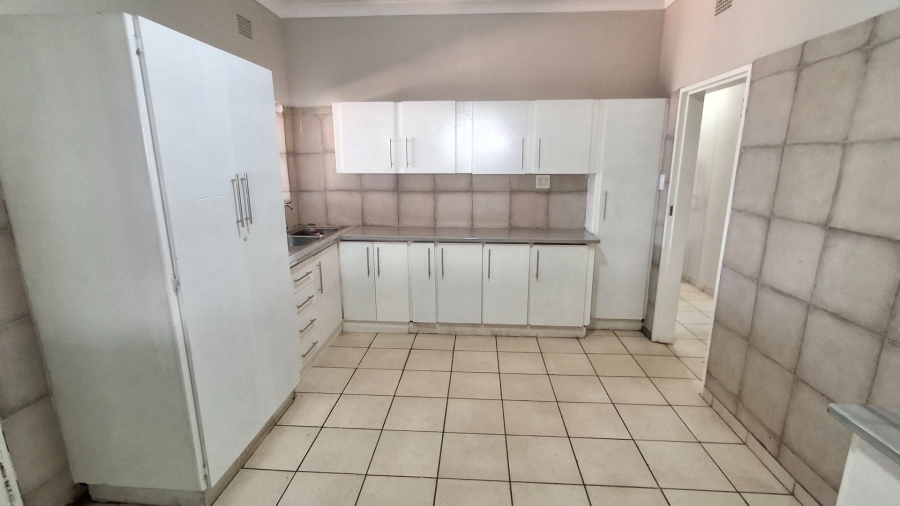 4 Bedroom Property for Sale in Pretoria Gardens Gauteng