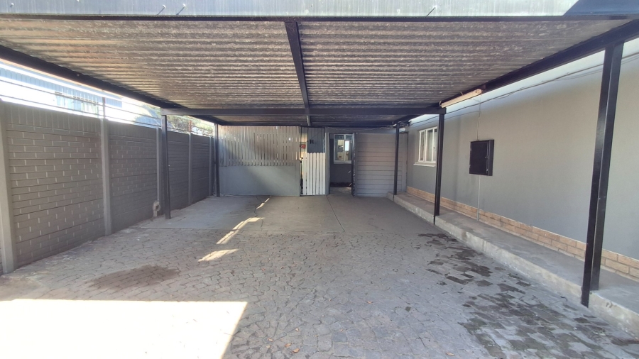 4 Bedroom Property for Sale in Pretoria Gardens Gauteng