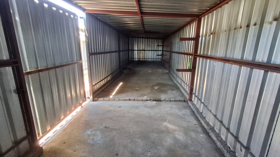 4 Bedroom Property for Sale in Pretoria Gardens Gauteng