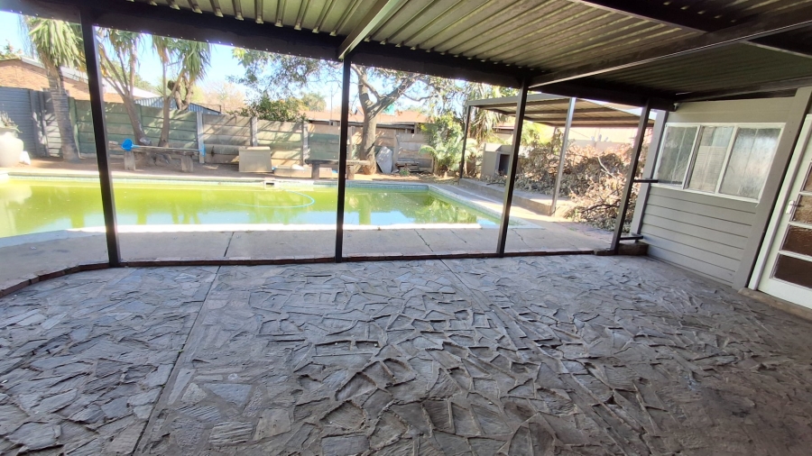 4 Bedroom Property for Sale in Pretoria Gardens Gauteng