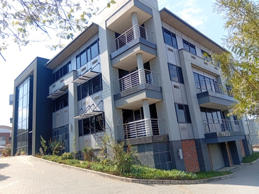 To Let commercial Property for Rent in Randjespark Gauteng