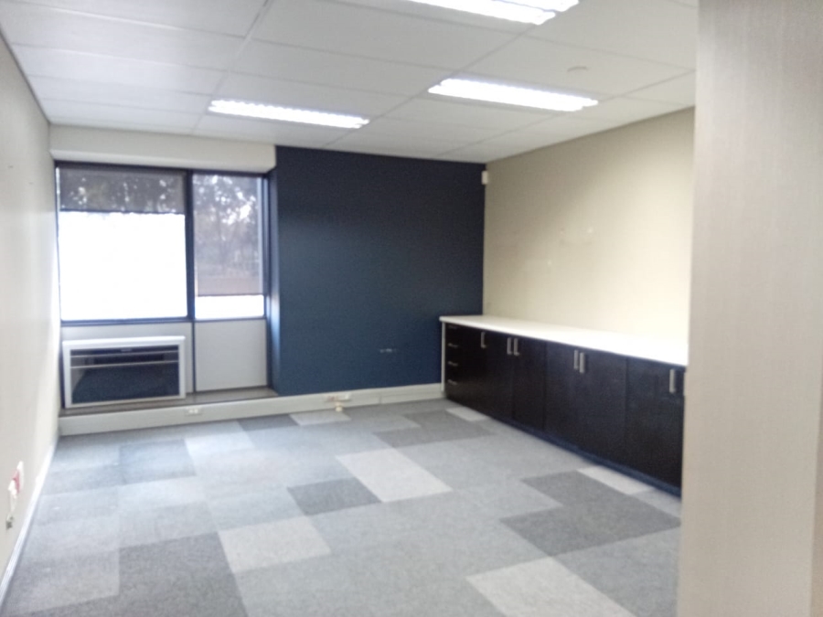 To Let commercial Property for Rent in Randjespark Gauteng