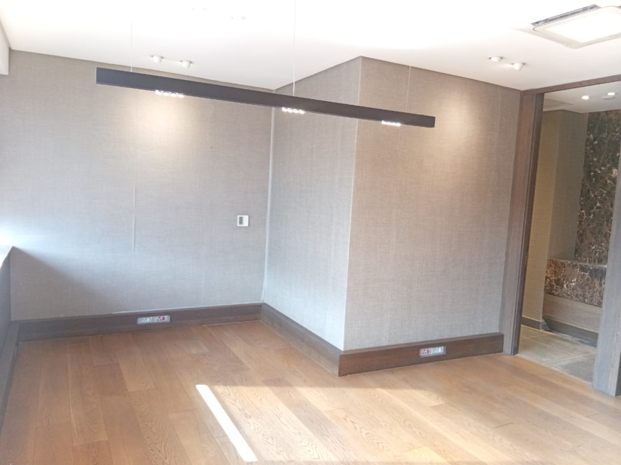 To Let commercial Property for Rent in Randjespark Gauteng