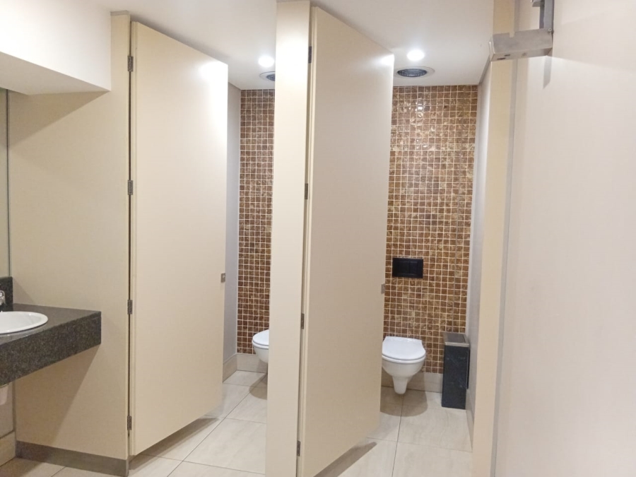 To Let commercial Property for Rent in Randjespark Gauteng