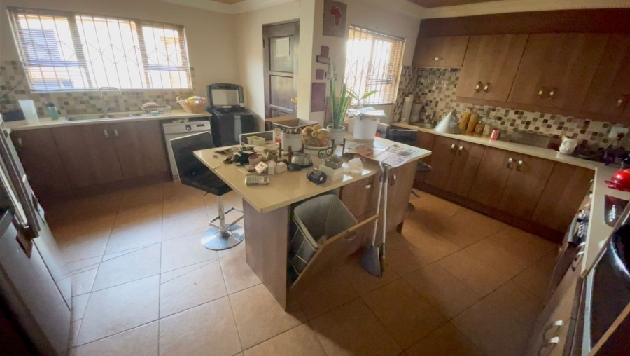 4 Bedroom Property for Sale in The Reeds Gauteng