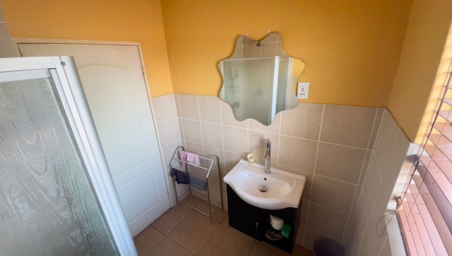 4 Bedroom Property for Sale in The Reeds Gauteng